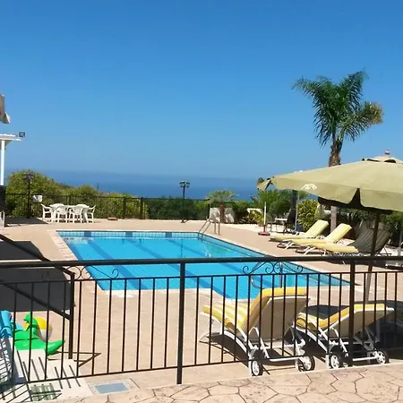 With 5 Bedrooms In - 100 Km From The Slopes *