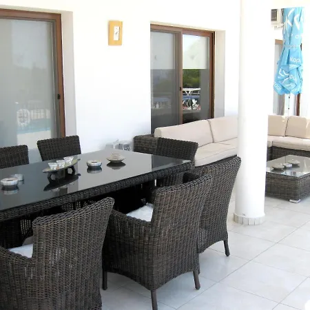 度假居 With 5 Bedrooms In - 100 Km From The Slopes