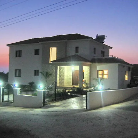 度假居 With 5 Bedrooms In - 100 Km From The Slopes