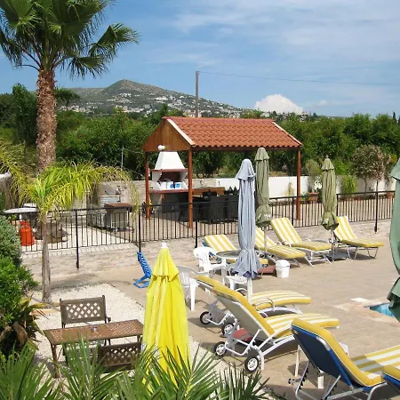 Σπίτι διακοπών With 5 Bedrooms In - 100 Km From The Slopes Πάφος